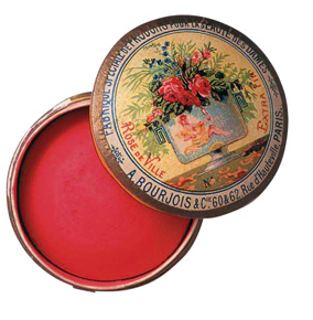 La première petite boîte ronde