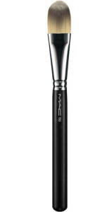 MAC 190 pinceau fond de teint
