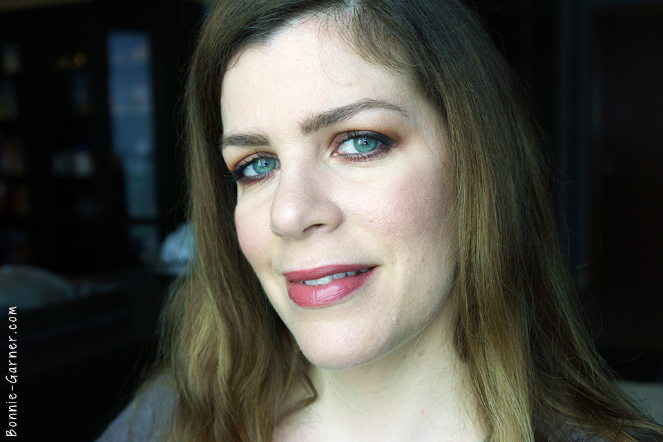 Look ColourPop Mittens Grandstand Showtime Vanilla Bean Cocoa Bear Shimma Shimma Makeup Geek