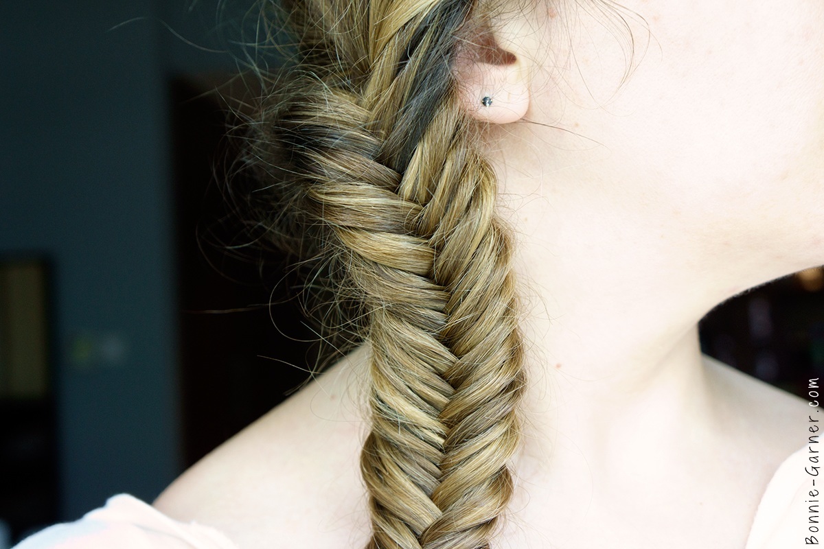 Fishtail braid + Batiste XXL Plumping Powder