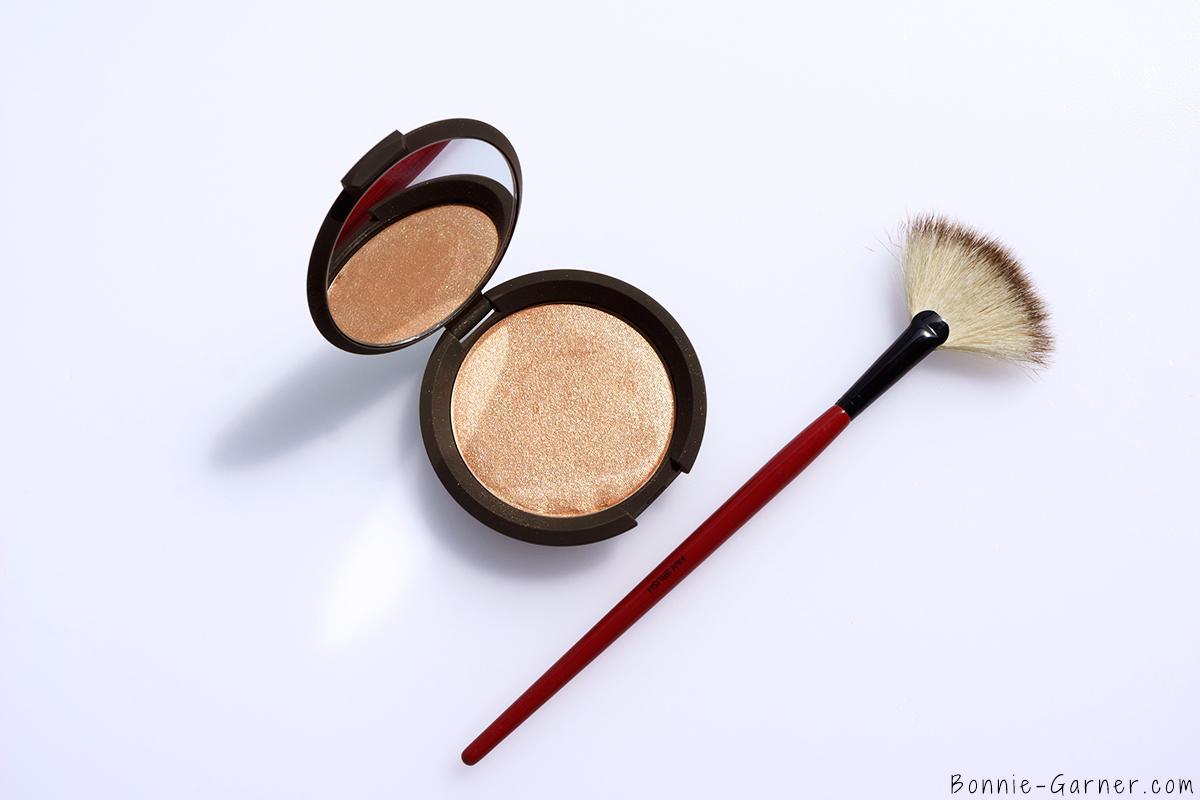 Becca x Jaclyn Hill Shimmering Skin Perfector Pressed Champagne Pop Smashbox Fan Brush