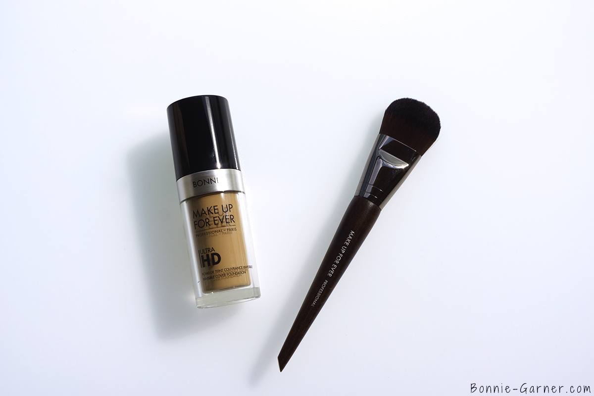 Make Up For Ever Ultra HD liquid foundation Y315 sand, flat foundation brush 108 flat fondation brush 108