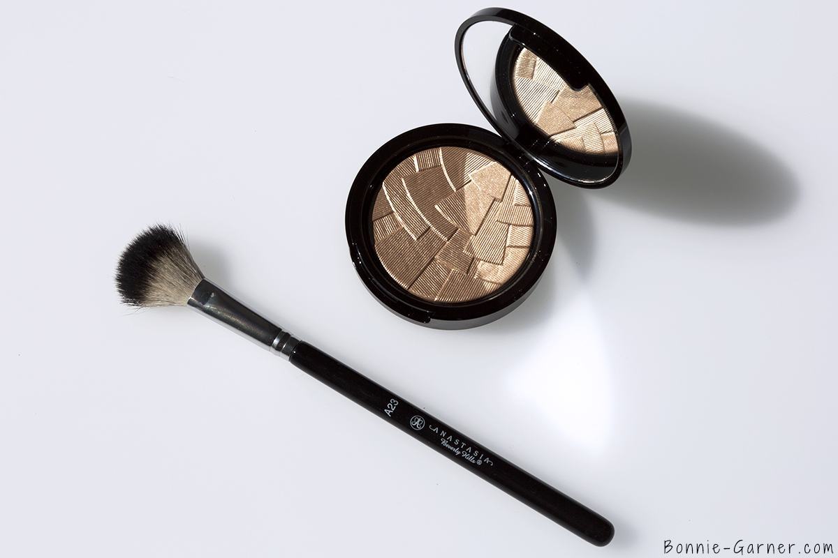 Anastasia Beverly Hills Illuminator So Hollywood