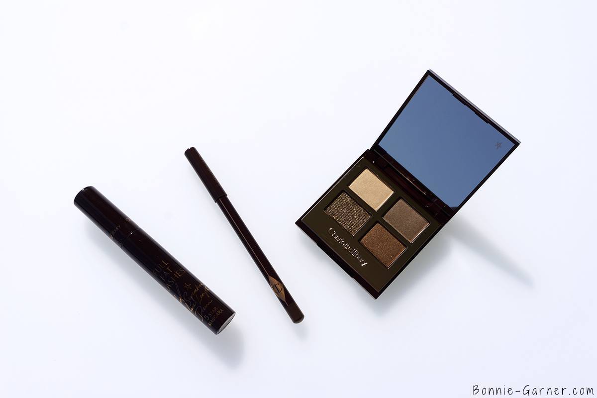 Charlotte Tilbury The Golden Goddess Gift Box: The Golden Goddess Luxury Eyeshadow Palette, The Classic eyeliner Sophia, Full Fat Lashes mascara