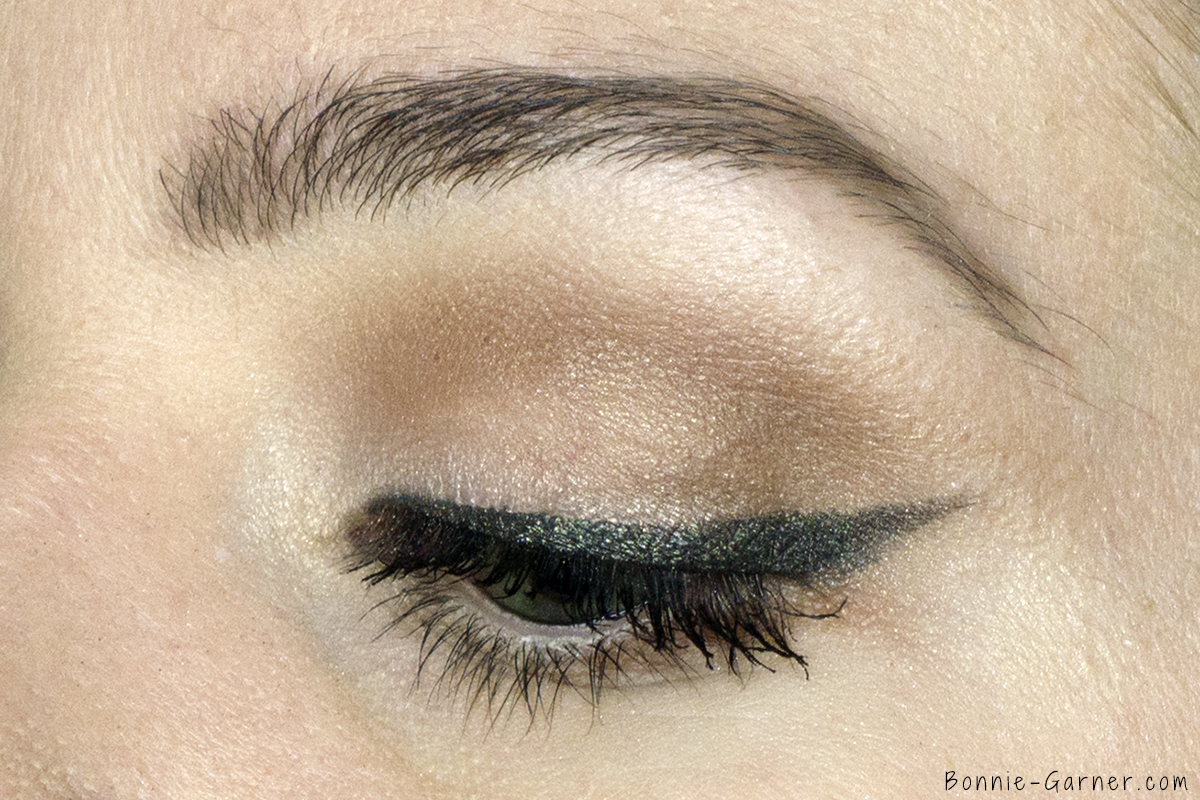 Too Faced Chocolate Bon Bons eyeshadow palette makeup look: Divinity, Mocha, Cashew Chew, Molasses Chip, Satin Sheets