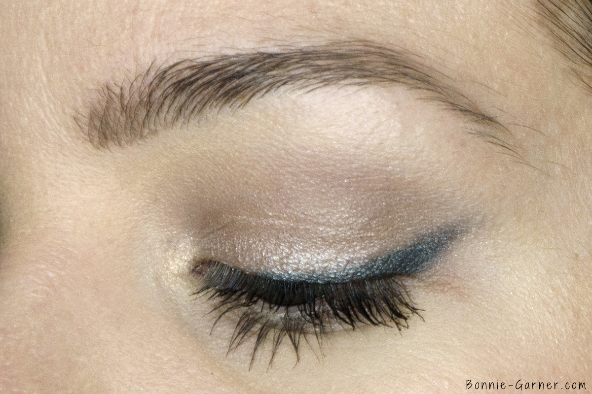 Too Faced Chocolate Bon Bons eyeshadow palette makeup look: Divinity, Pecan Praline, Cafe Au Lait, Satin Sheets