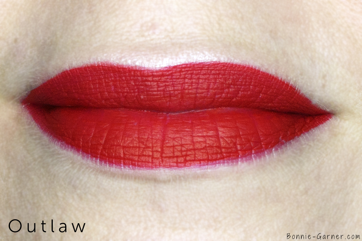 Kat Von D Everlasting liquid lipstick Outlaw