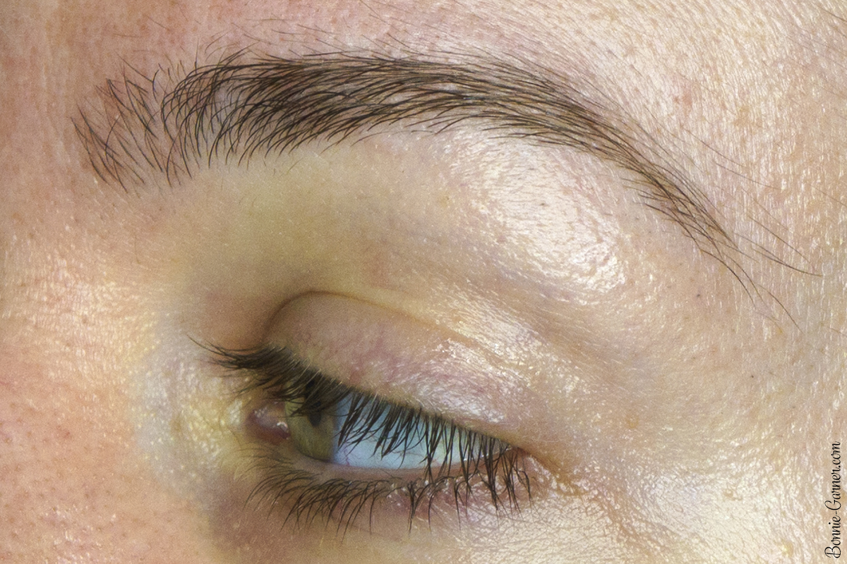 No brow products