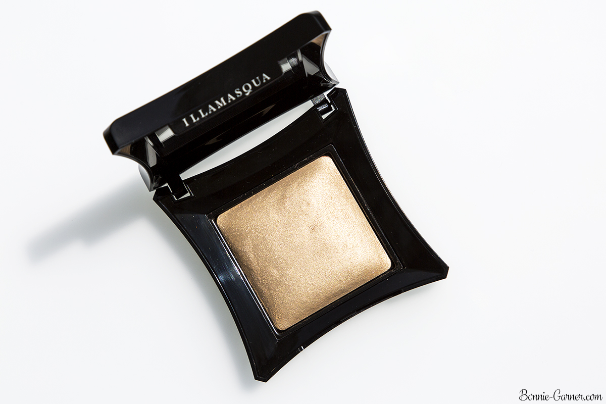 Illamasqua Beyond Powder OMG