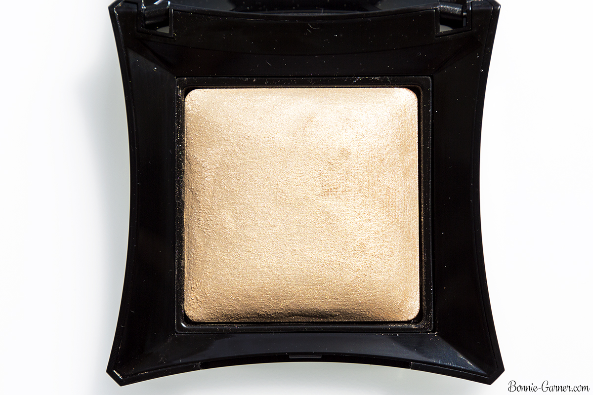 Illamasqua Beyond Powder OMG