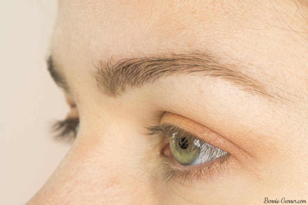 Bare lashes