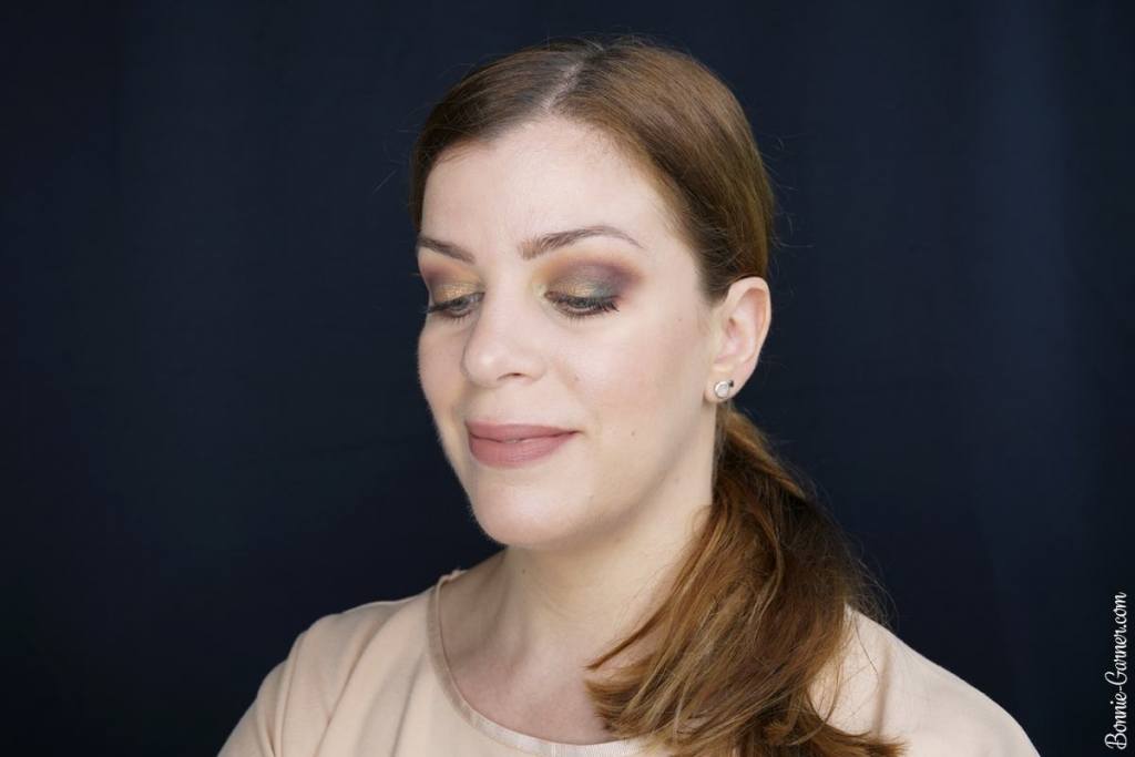 Anastasia Beverly Hills Subculture eyeshadow palette makeup look: Dawn, New Wave, All Star, Untamed, Adorn, Electric
